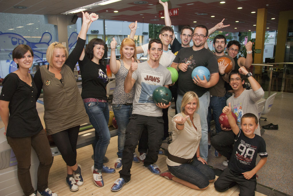 Parque Infantil & Fiestas de Aniversario - Bowling Center Blanes